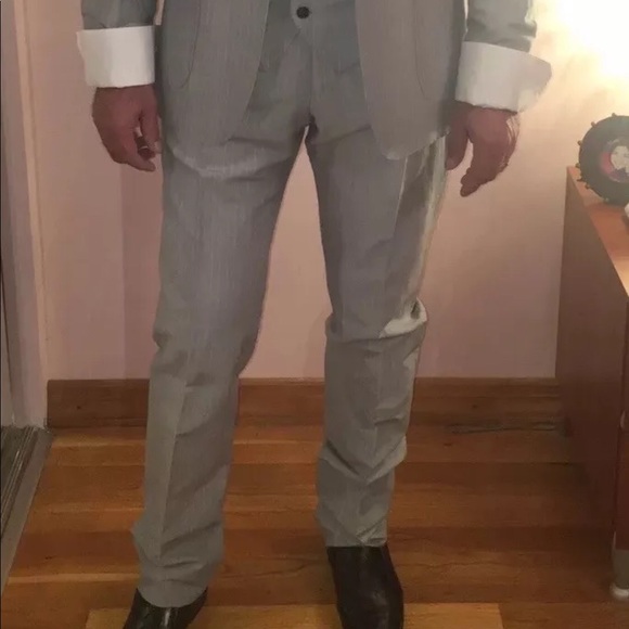 🖤SALE🖤1st Listing HOST PICK DOLCE & GABANNA SUIT - Picture 2 of 6